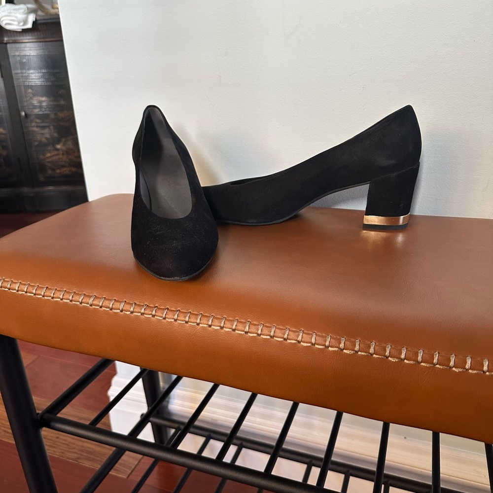 Stuart Weitzman  Black Suede Pumps